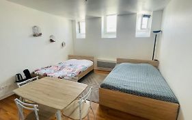 Studio meublé Verdun - 3ème étage, Verdun
